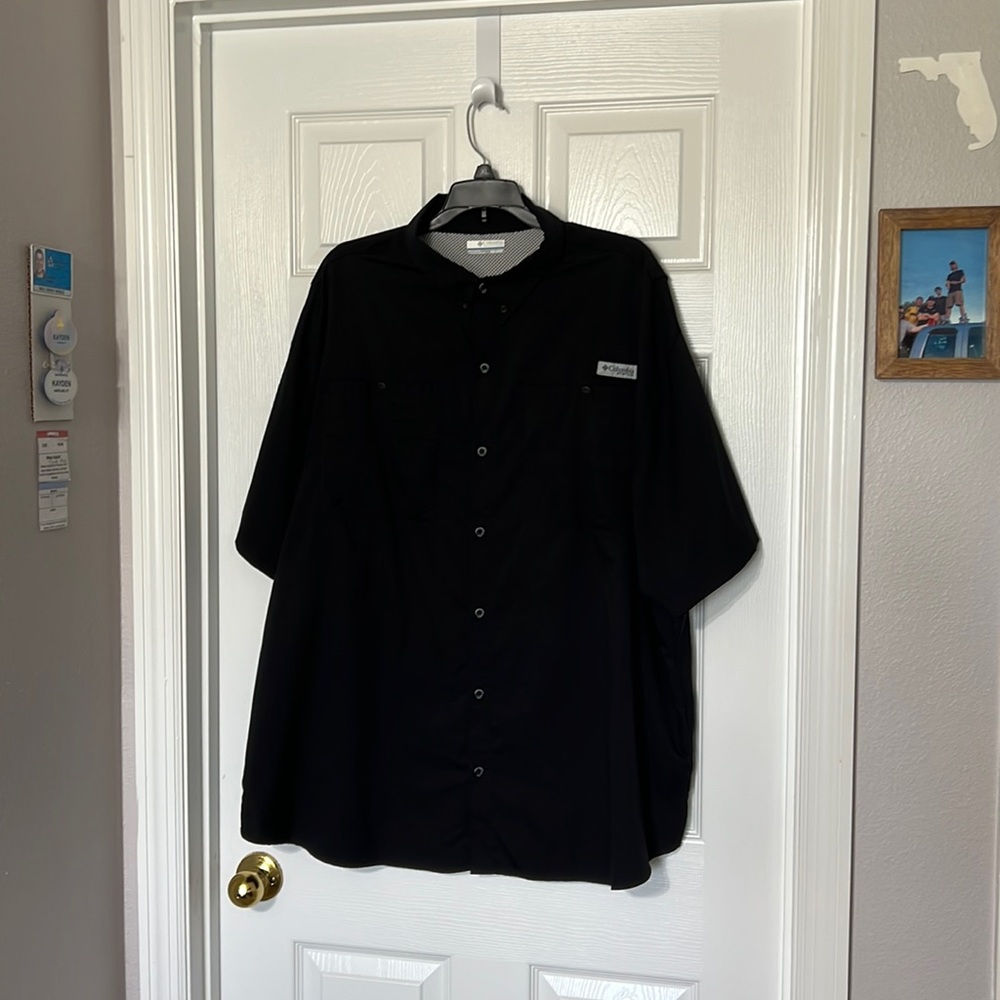 Columbia button down fishing shirt